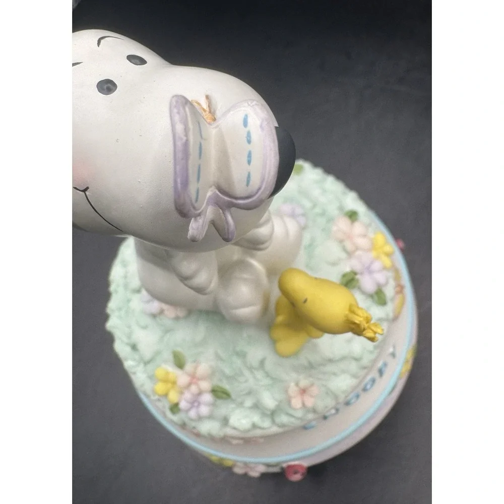 Hallmark My Little Snoopy Woodstock Hallmark Music Box 5